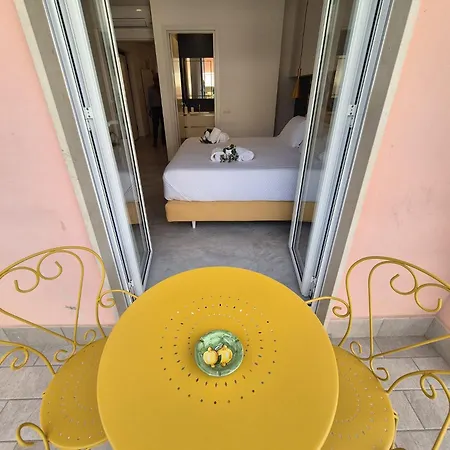 Bed & Breakfast Lemon Gaja *